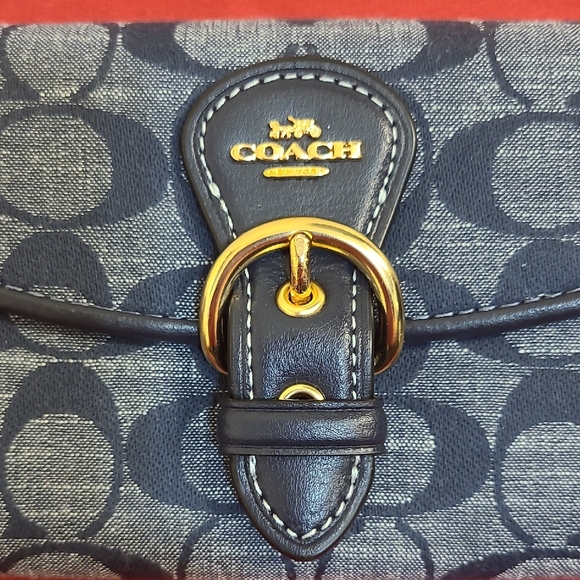 Coach Kleo Wallet In Chambray Gold/Denim - Picture 3 of 11